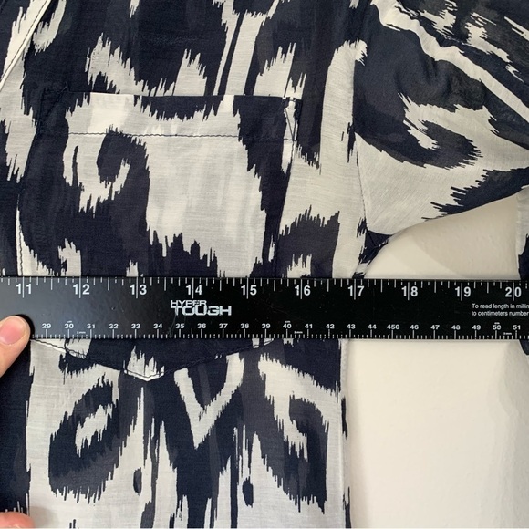 Athleta Ikat Bloom Kaftan Swim Cover Up
Blue White shirt Dress - Picture 9 of 12